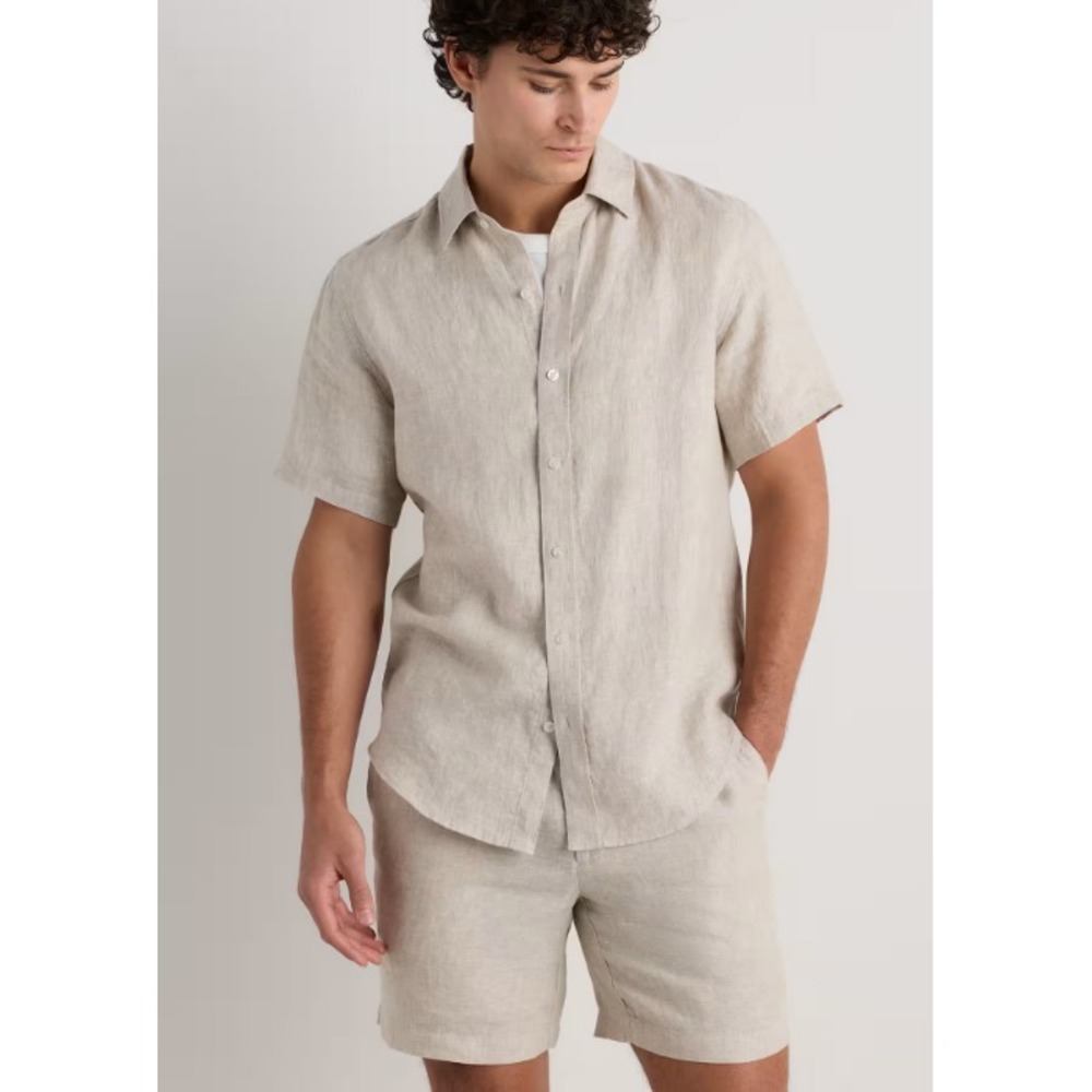 Quince Linen Button Up Shirt Mens M Khaki Short Sleeve Camp Casual Resort